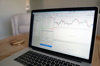 Rendement PEA en octobre : bilan avec Vinci Bourse Direct