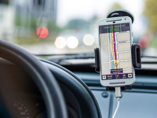 Waze : comment l'application GPS gagne de l'argent